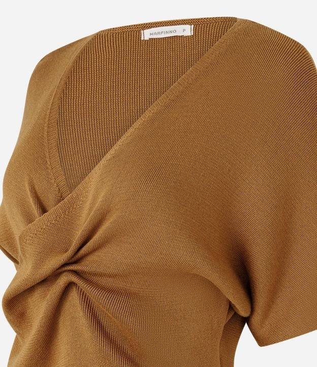 Blusa en Punto con Escote Traspasado 6