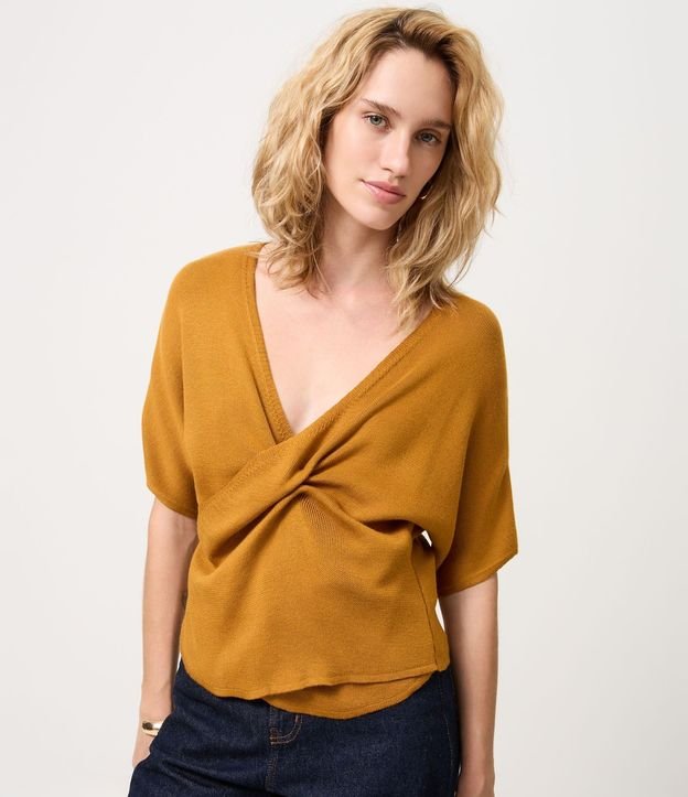 Blusa en Punto con Escote Traspasado