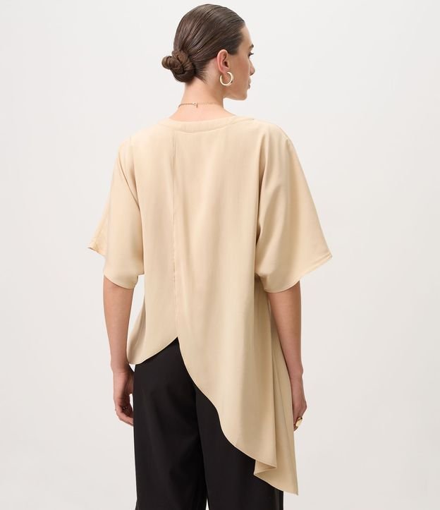 Blusa Asimétrica con Puntas Alargadas 4