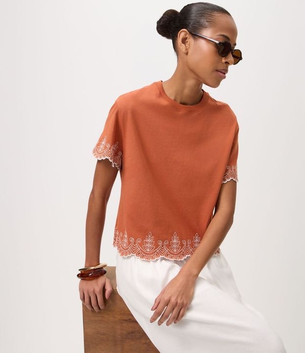 Blusa en Algodón con Bordados Arabescos 1