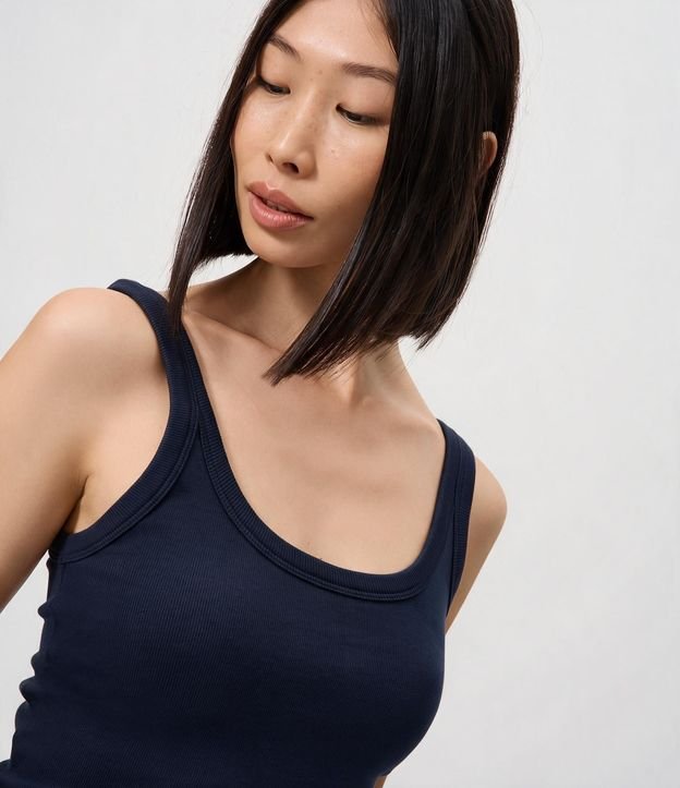 Musculosa Básica en Rib con Breteles Anchos 2
