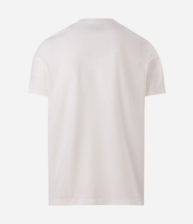 Remera Slim con Cuello Henley y Textura Piquet 6