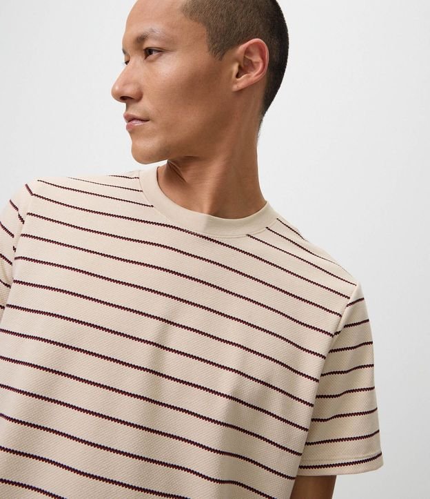 Remera Regular Rayada con Hilo Teñido 4