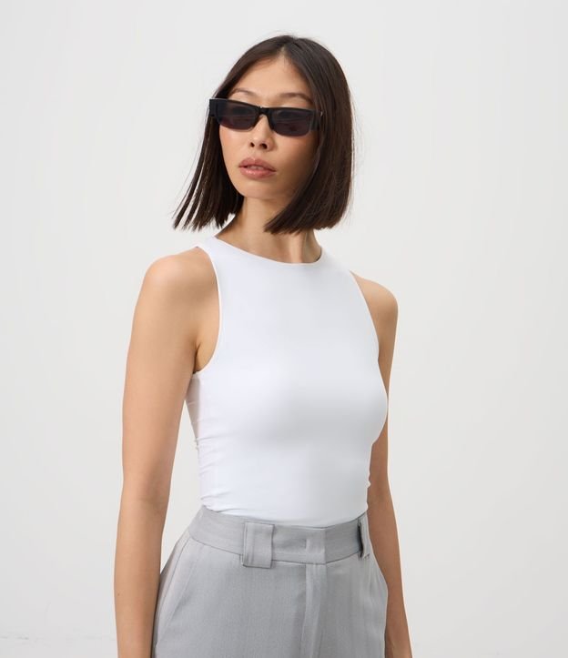 Blusa en Poliamida con Cuello Redondo