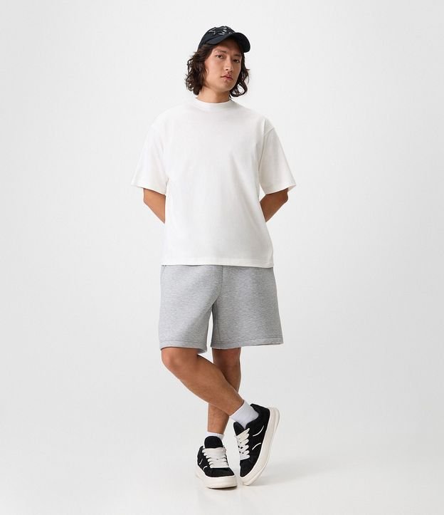 Remera Boxy en Algodón con Cuello Mock Neck