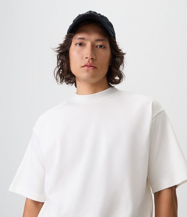 Remera Boxy en Algodón con Cuello Mock Neck 4