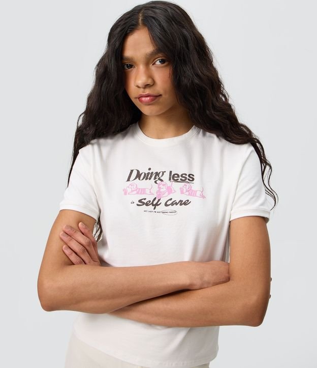 Remera en Algodón con Lettering Doing Less Self Care 3