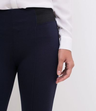Pantalón Legging en Ponto Roma con Elastico Lateral 3