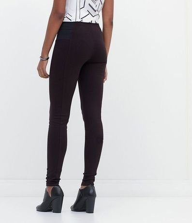 Pantalón Legging en Ponto Roma con Elastico Lateral 3