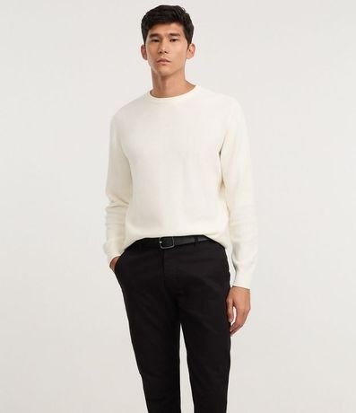 Pantalón Slim Básico en Sarga con Bolsillos 13