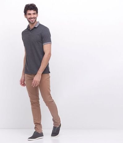 Pantalón Slim Básico en Sarga con Bolsillos 5