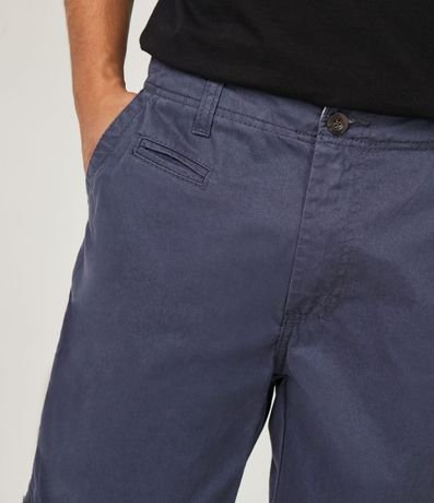 Bermuda Básica de Sarga 4