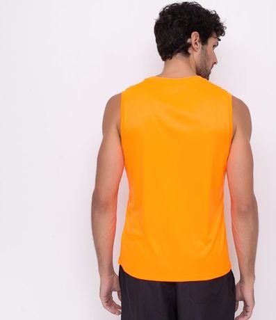 Musculosa Regular Básica Deportiva con Recortes y Lettering 2
