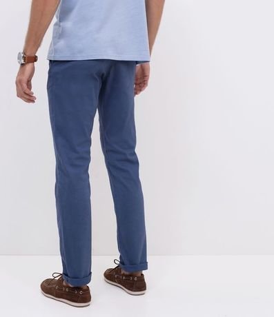 Pantalón Slim Básico en Sarga con Bolsillos 2