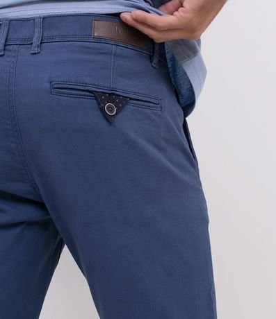Pantalón Slim Básico en Sarga con Bolsillos 3