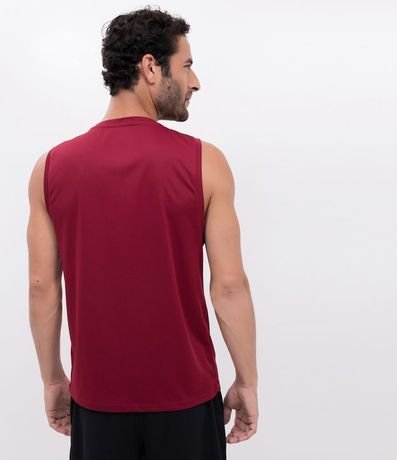Musculosa Regular Básica Deportiva con Recortes y Lettering 2