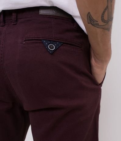 Pantalón Slim Básico en Sarga con Bolsillos 4