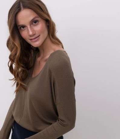 Blusa de Punto con Escote V Texturizada con Barra Mullet 4