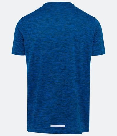 Remera Deportiva con Tecnologia Dry y Detalles Reflectantes 11