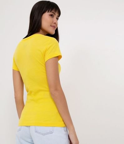 Blusa Básica en Algodón con Manga Corta y Bolsillo Pequeño 2