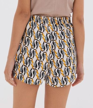 Short Corto Estampado con Tucanos 2