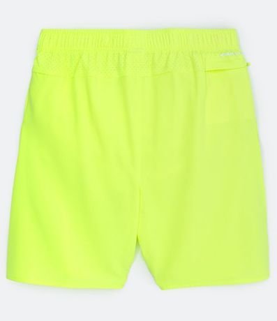 Bermuda Deportiva con Detalles Refletivos 2