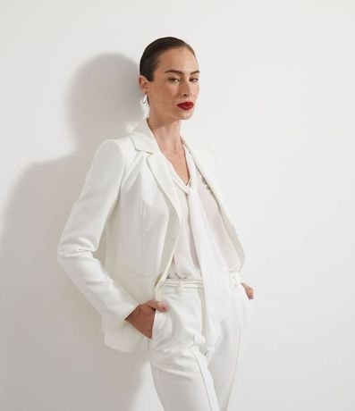 Blazer Sastrería com Escote V