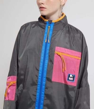 Campera Larga con Cierre Contrastante 4