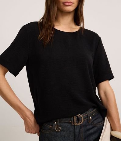 Blusa con Aberturas y Detalles de Pespuntes 4