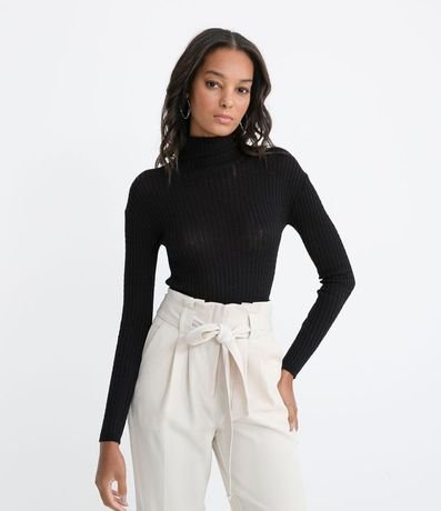 Blusa Cuello Alto en Tejido de Punto con Puntos Diferentes