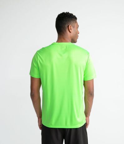 Remera Deportiva Básica en Tecnologia Dry con Manga Corta 2