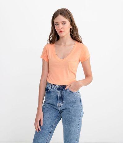 Blusa Básica en Algodón con Manga Corta y Bolsillo Pequeño