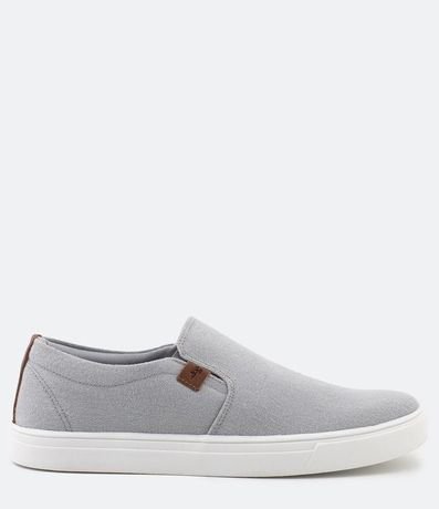 Champion Modelo Slip On en Canva RE
