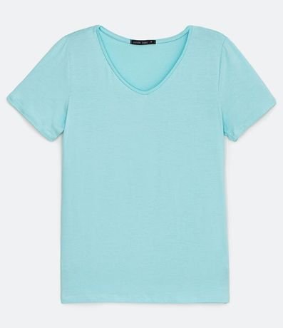 Blusa Básica en Viscosa con Escote V 4