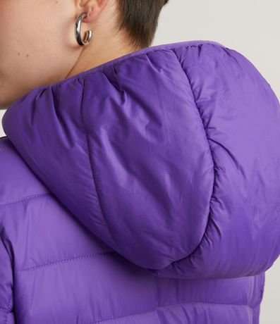 Campera Ultra Ligera en Poliamida con Capucha y Gomos 6