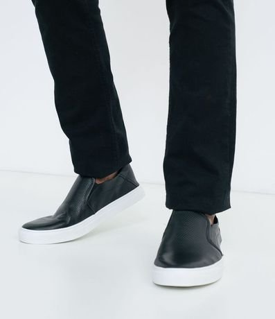 Championes Slip On en Cuero con Talón Flexible 5