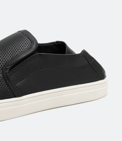 Championes Slip On en Cuero con Talón Flexible 4