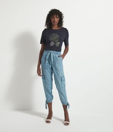 Pantalón Cargo en Liocel con Amarre en la Cintura y en la Barra 5