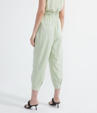 Pantalón Clochard en Crepe com Pliegas Frontales y Bolsillo Cutillo 2