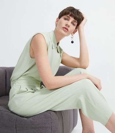 Pantalón Clochard en Crepe com Pliegas Frontales y Bolsillo Cutillo 5