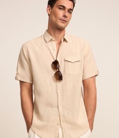 Camisa Comfort en Lino con Bolsillo y Dobra en la Manga 2