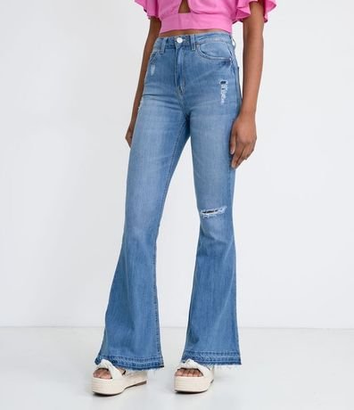 Pantalón Flare Jeans con Desgastado Corte en la Rodilla y Barra Deshilachada 1