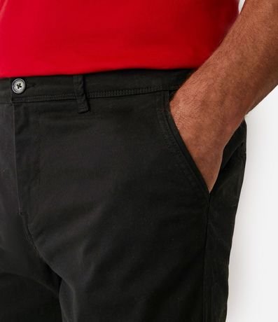 Bermuda Slim en Sarga con Elastano 8