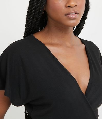 Blusa Corta Lisa en Viscose con Escote en V Transpasado 1