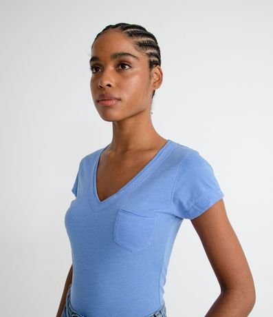 Blusa Básica en Algodón con Manga Corta y Bolsillo Pequeño 3
