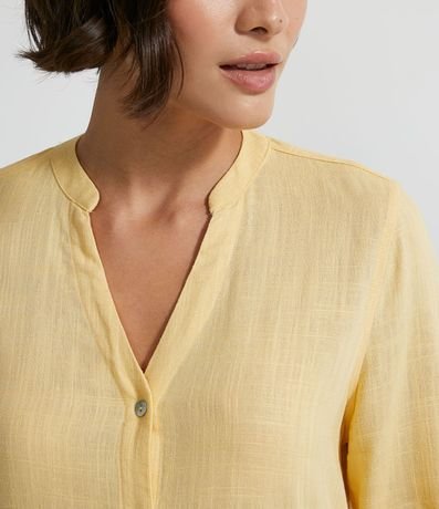 Camisa en Viscolino con Abotonado y Barra Mullet 5