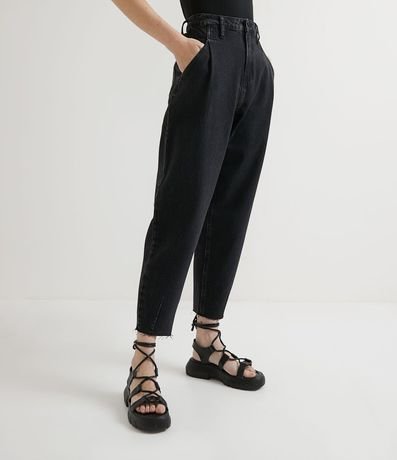 Calça Baggy Jeans com Pregas Frontais e Barra Corte a Fio 1