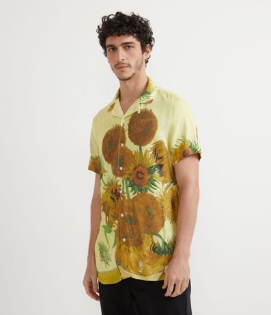 Camisa Slim en Viscosa con Estampado Girasoles Van Gogh 1