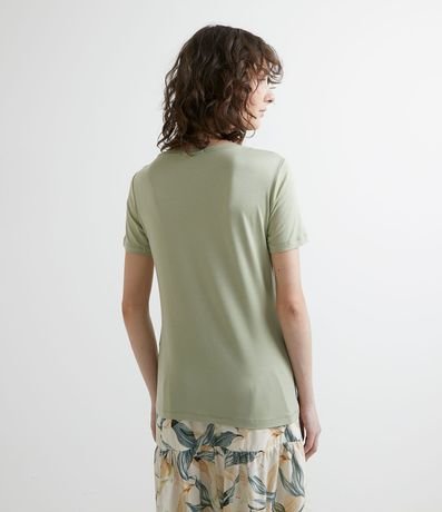 Blusa Básica en Viscosa con Escote V 2