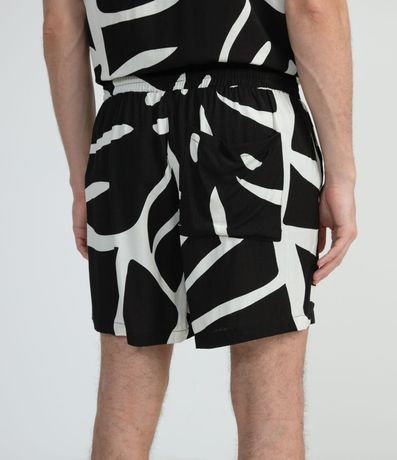 Bermuda Slim en Viscosa con Estampado Follaje 2